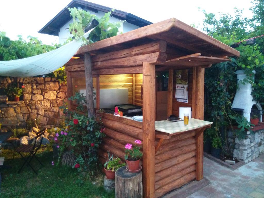 Divača Osterija Na Planinci B&B 외부 사진